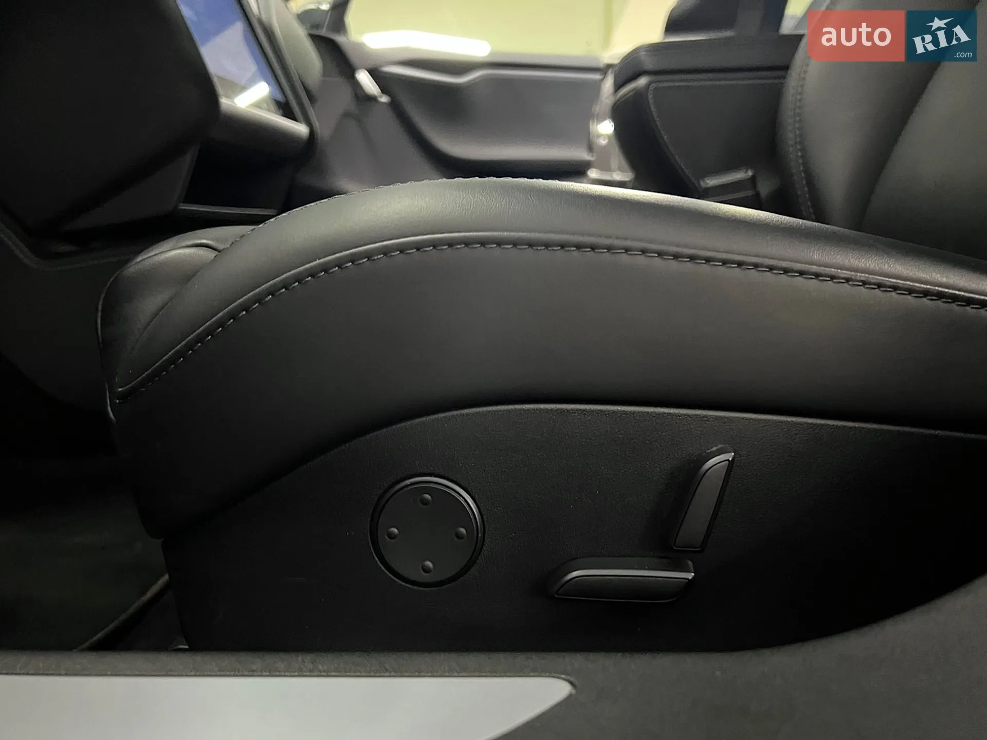 2018 Tesla Model S - мініатюра 9