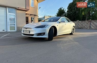 Лифтбек Tesla Model S 2018 в Луцке