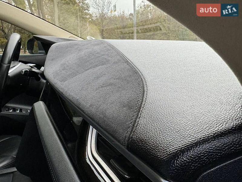 Лифтбек Tesla Model S 2014 в Харькове фото 14 Лифтбек Tesla Model S 2014 в Харькове