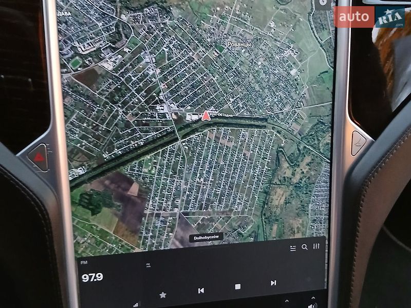 Ліфтбек Tesla Model S 2017 в Луцьку