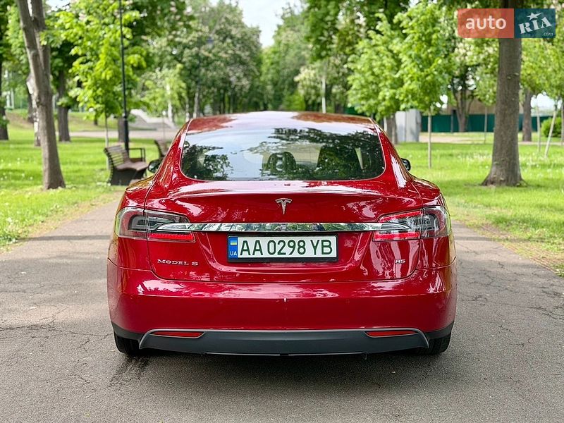 Ліфтбек Tesla Model S 2014 в Києві фото 9 Ліфтбек Tesla Model S 2014 в Києві