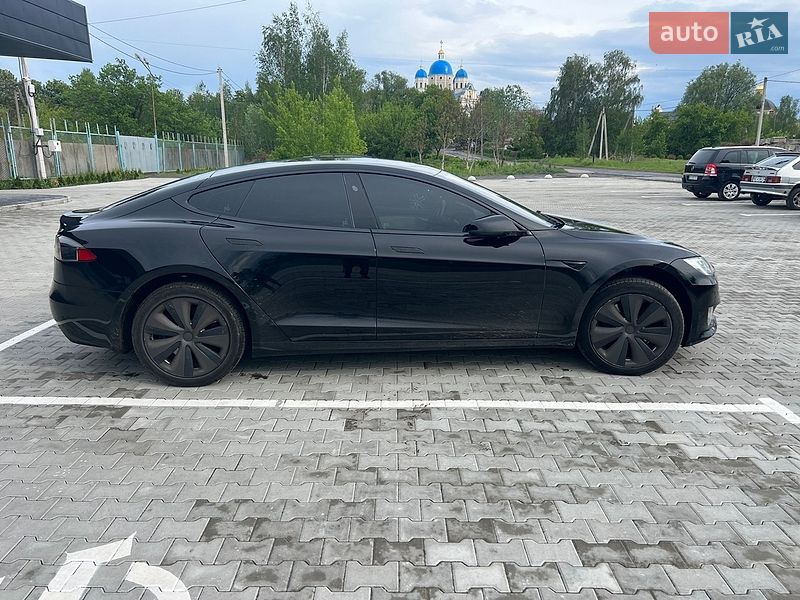 Ліфтбек Tesla Model S 2020 в Шептицькому