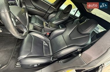 Ліфтбек Tesla Model S 2018 в Львові