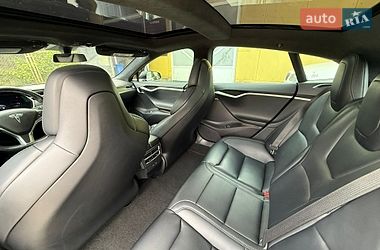 Ліфтбек Tesla Model S 2018 в Львові