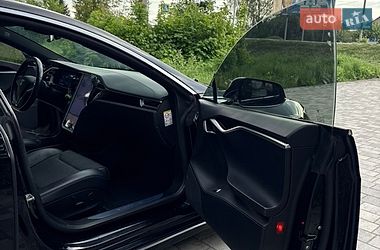 Лифтбек Tesla Model S 2018 в Староконстантинове