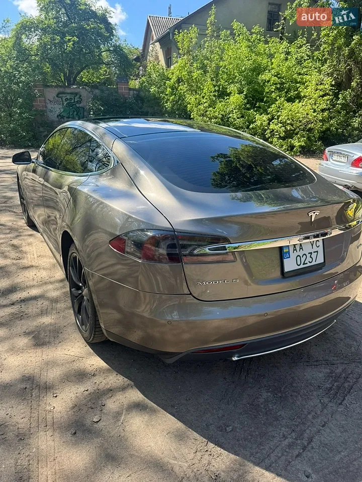 2014 Tesla Model S - мініатюра 29