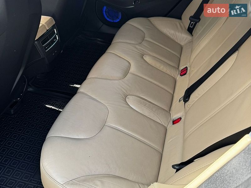 Лифтбек Tesla Model S 2013 в Киеве фото 10 Лифтбек Tesla Model S 2013 в Киеве