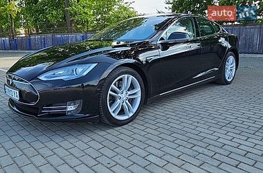 Ліфтбек Tesla Model S 2013 в Тернополі
