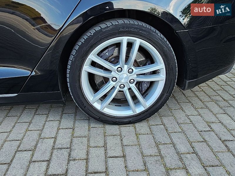 Ліфтбек Tesla Model S 2013 в Тернополі