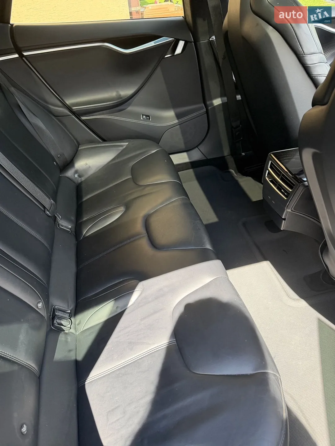2016 Tesla Model S - мініатюра 8