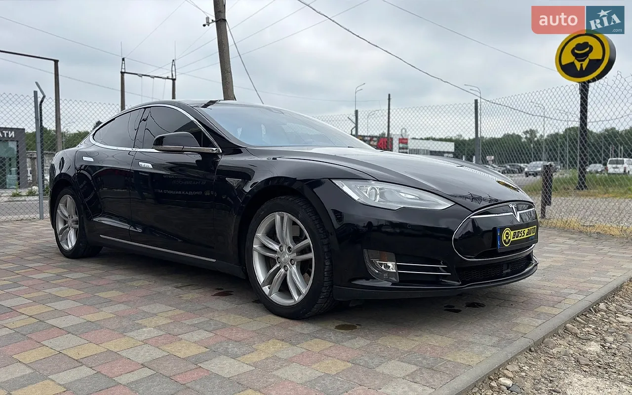 2015 Tesla Model S - мініатюра 15