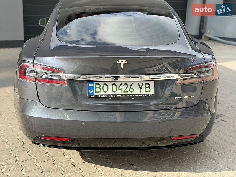 Лифтбек Tesla Model S 2019 в Тернополе