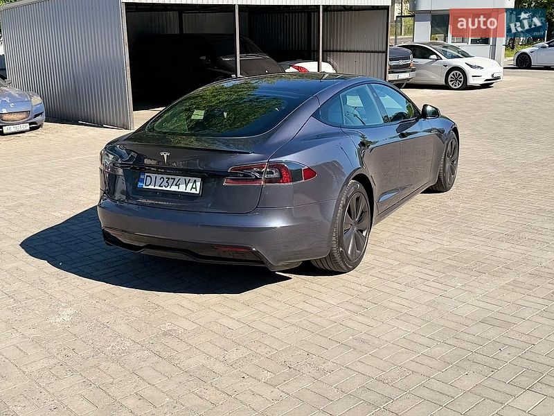 Ліфтбек Tesla Model S 2021 в Дніпрі фото 10 Ліфтбек Tesla Model S 2021 в Дніпрі