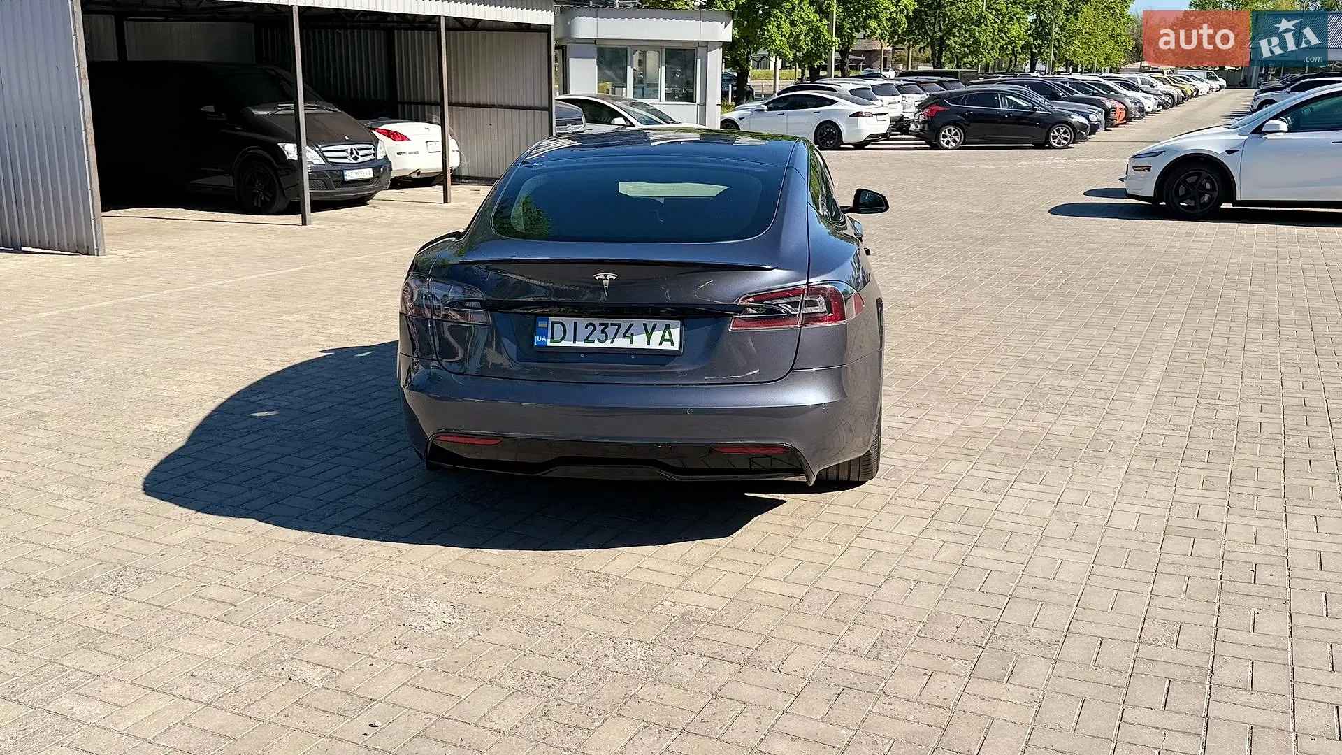 2021 Tesla Model S - мініатюра 11