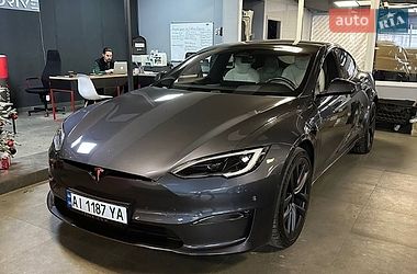 Лифтбек Tesla Model S 2021 в Киеве