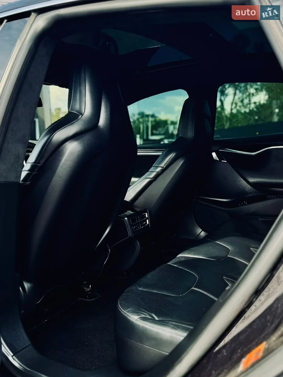 2016 Tesla Model S - мініатюра 12