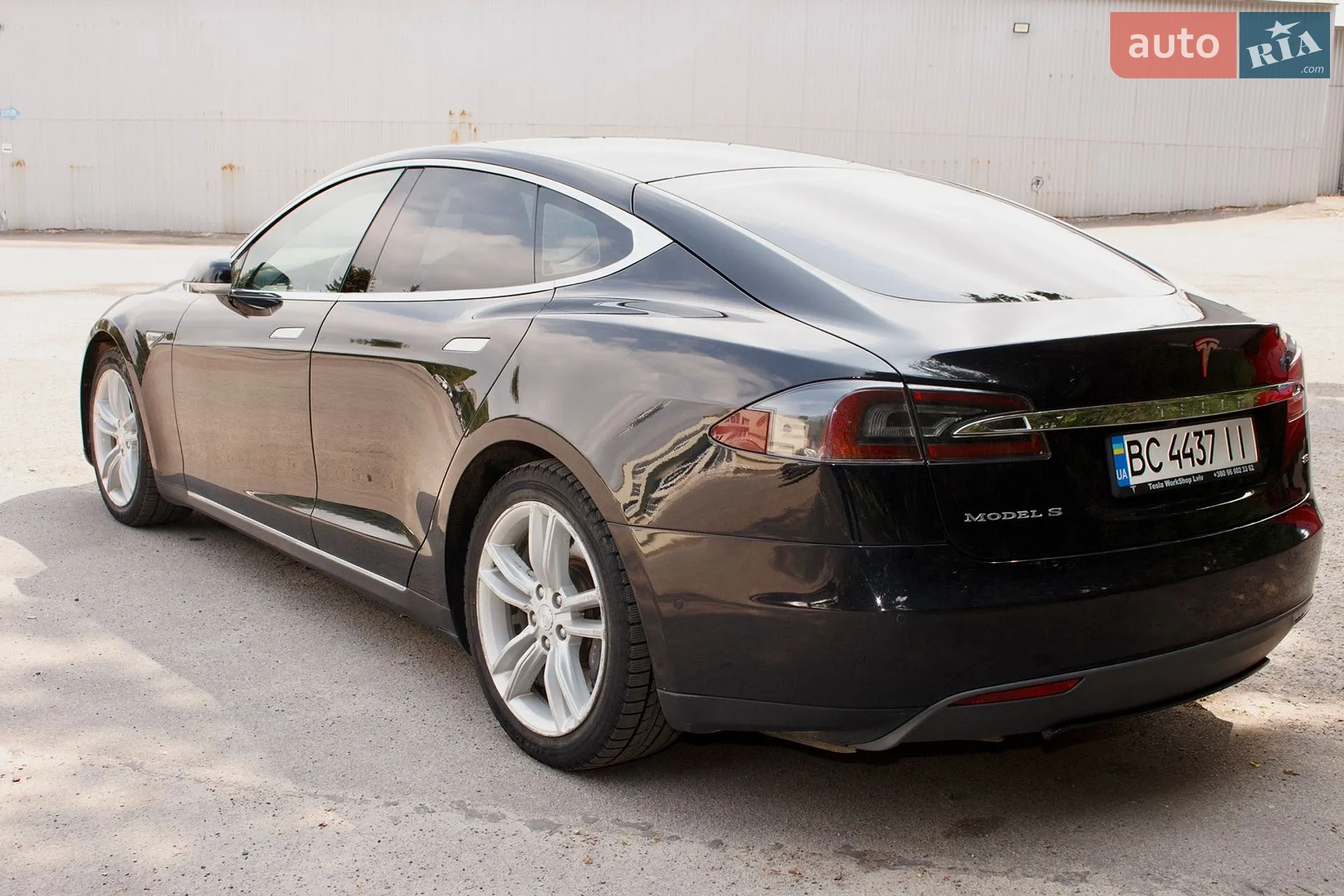 2015 Tesla Model S - мініатюра 4