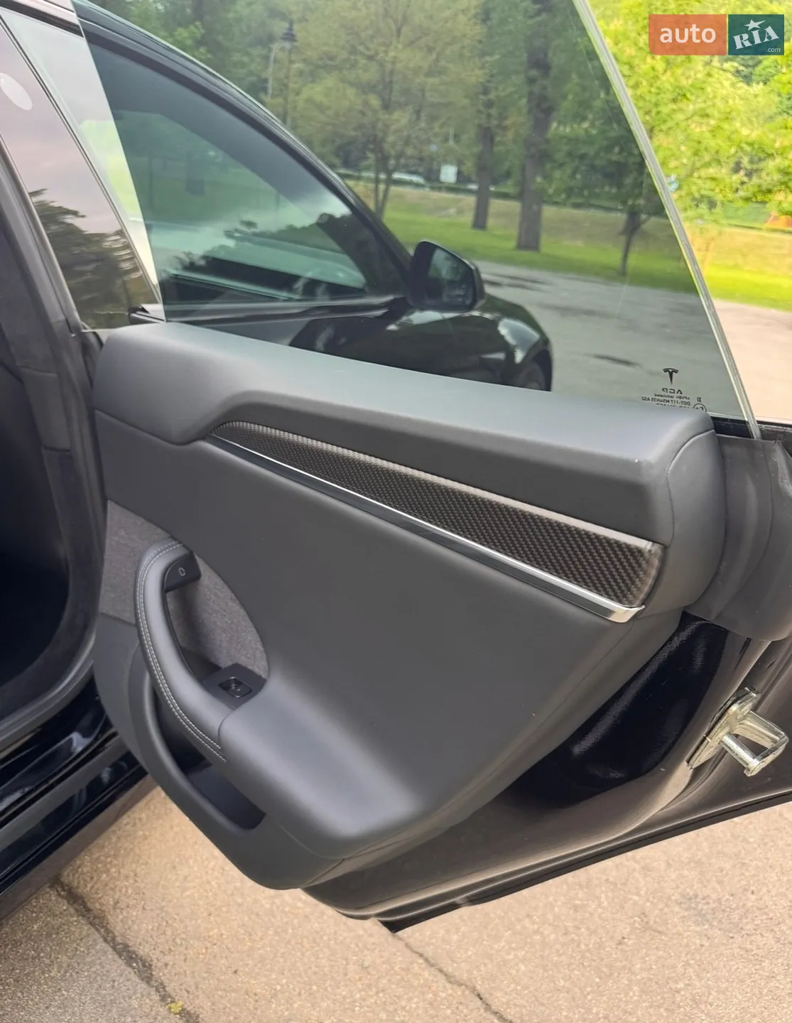 2022 Tesla Model S - мініатюра 17