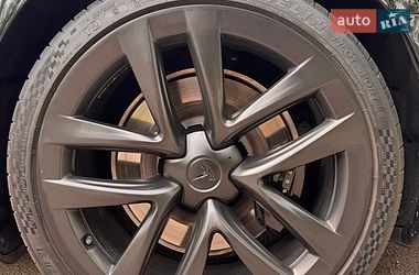 Ліфтбек Tesla Model S 2022 в Києві