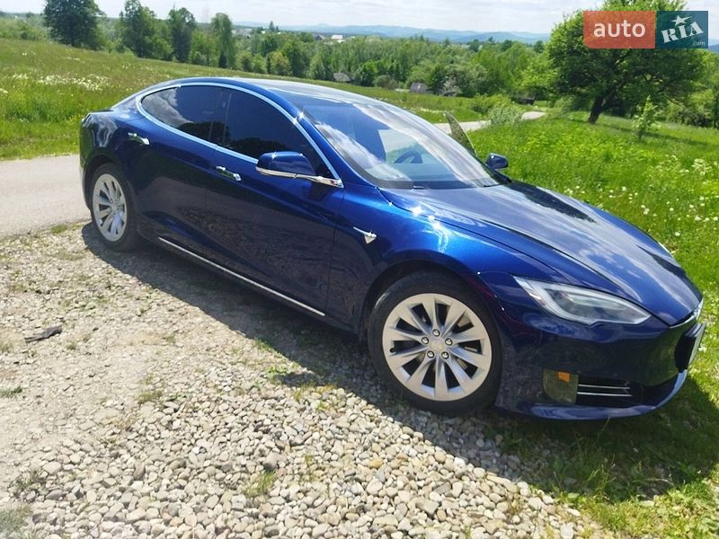 2017 Tesla Model-S, VIN 5YJSA7E21HF222729:plate — фото 1 (autoria)