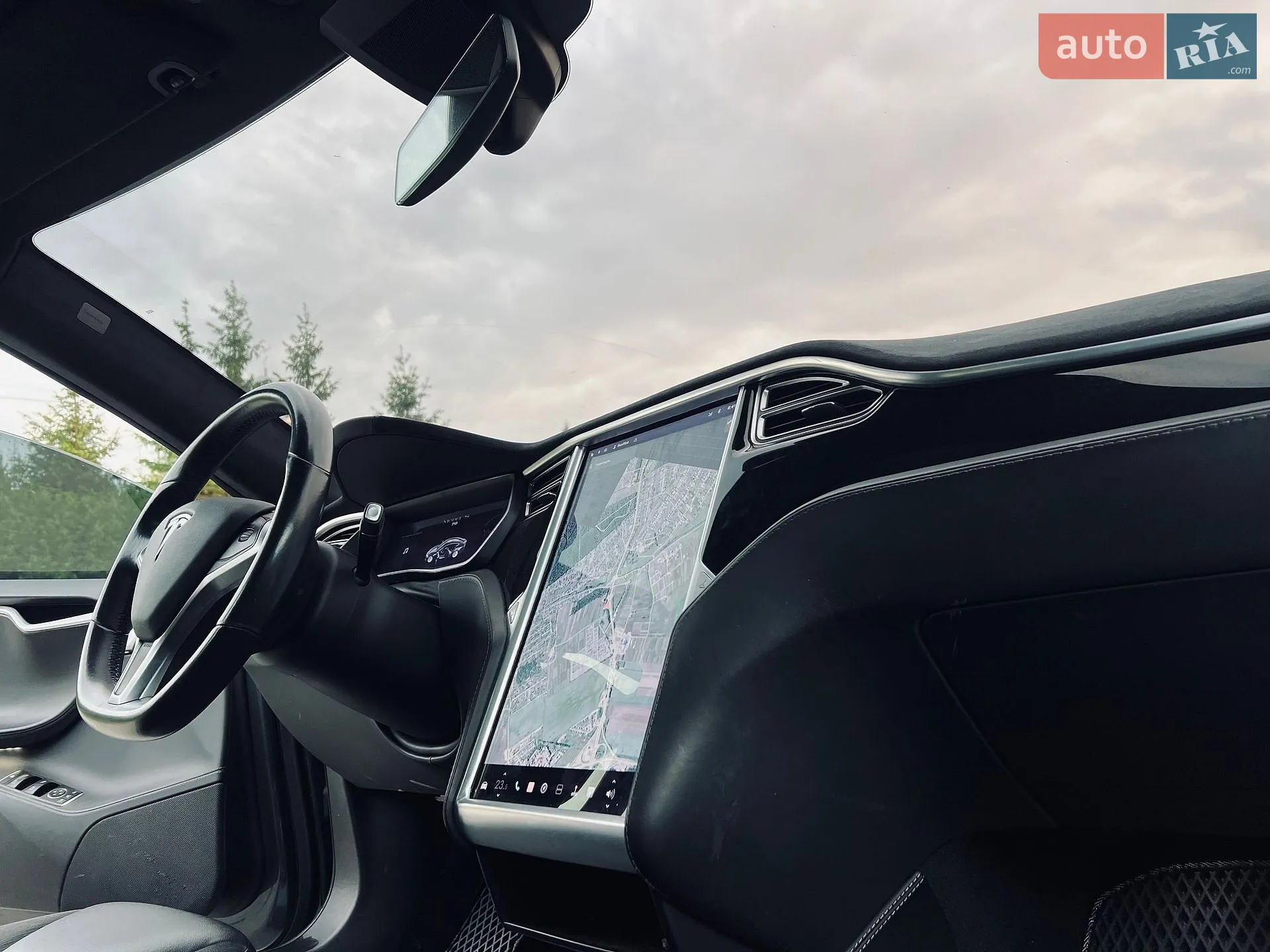 2015 Tesla Model S - мініатюра 14
