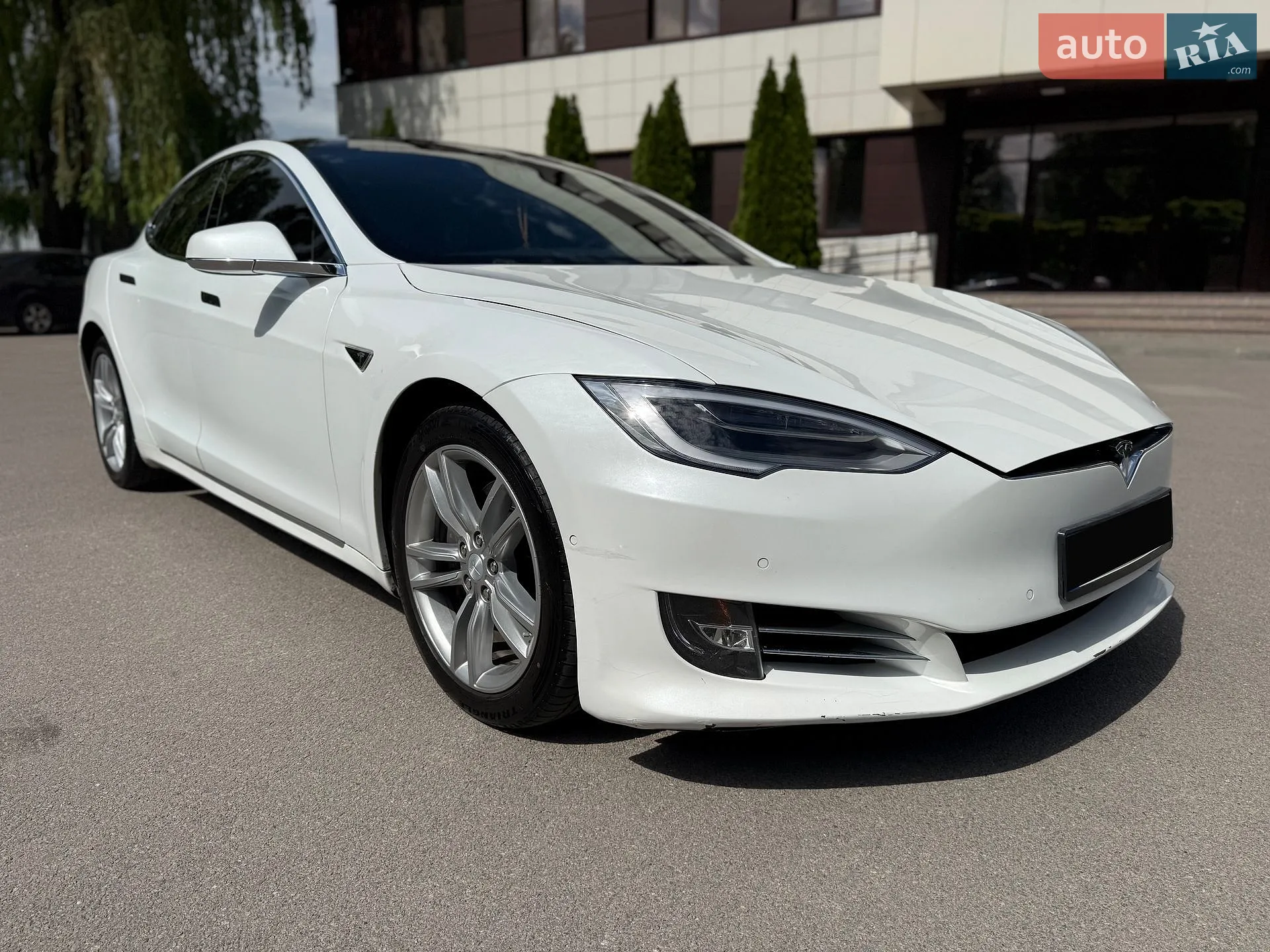 2014 Tesla Model S - мініатюра 14