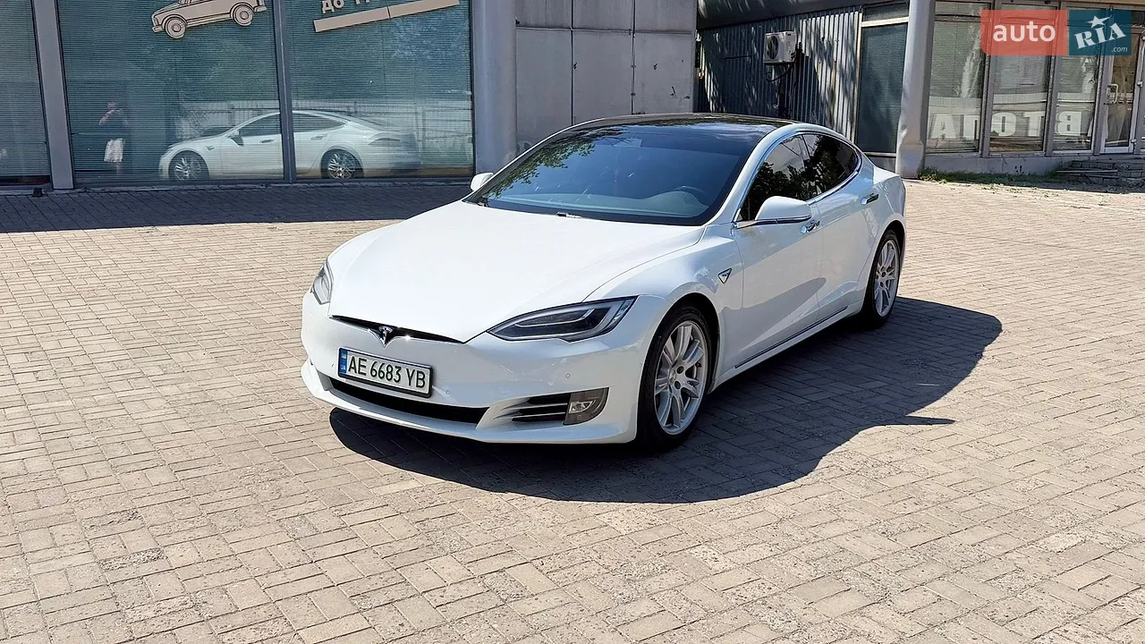 2021 Tesla Model S - мініатюра 13