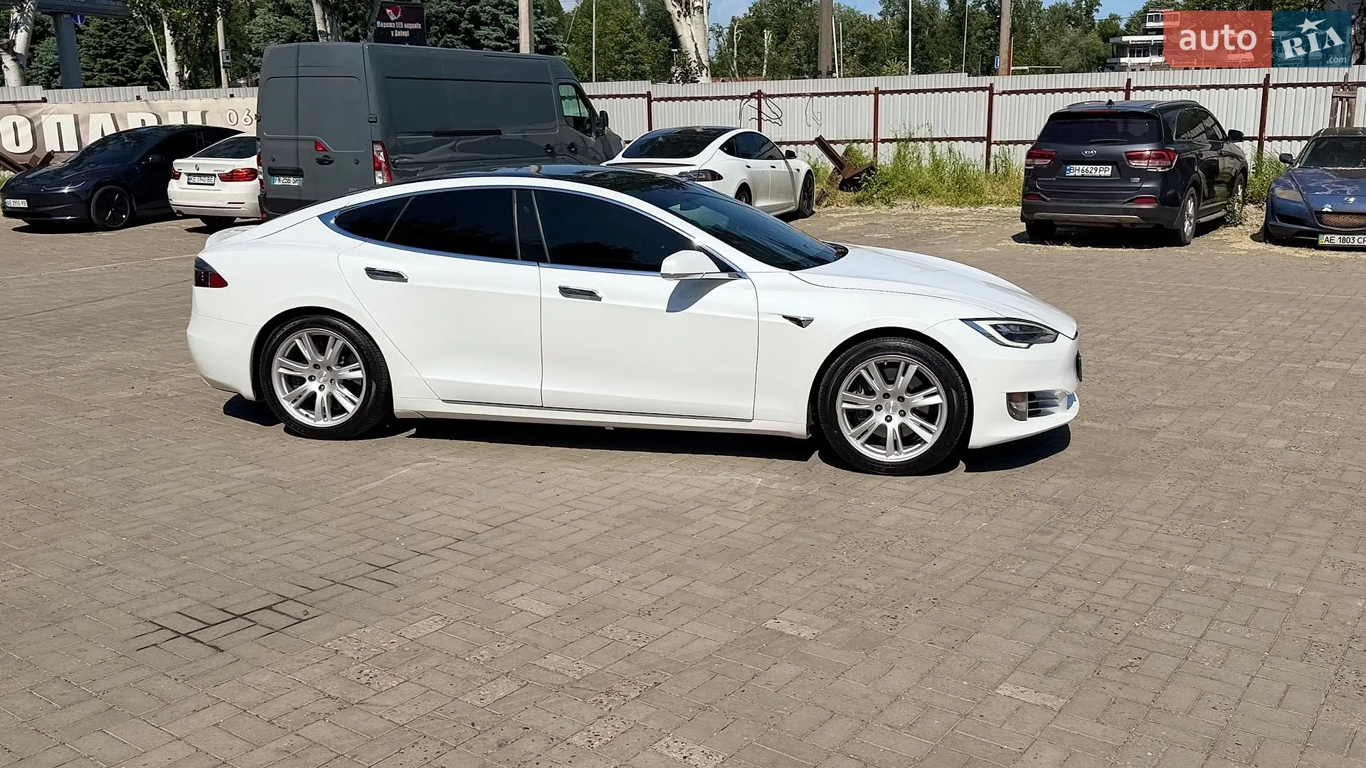 2020 Tesla Model S - мініатюра 6