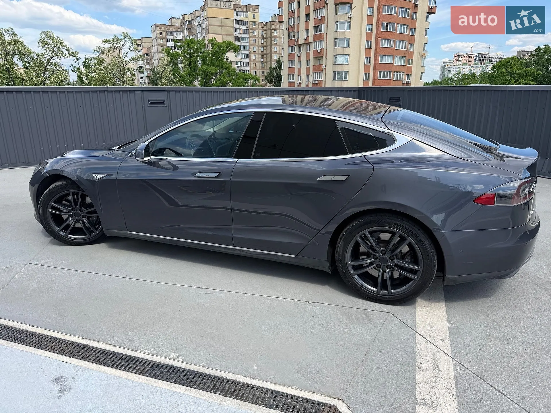 2015 Tesla Model S - мініатюра 24