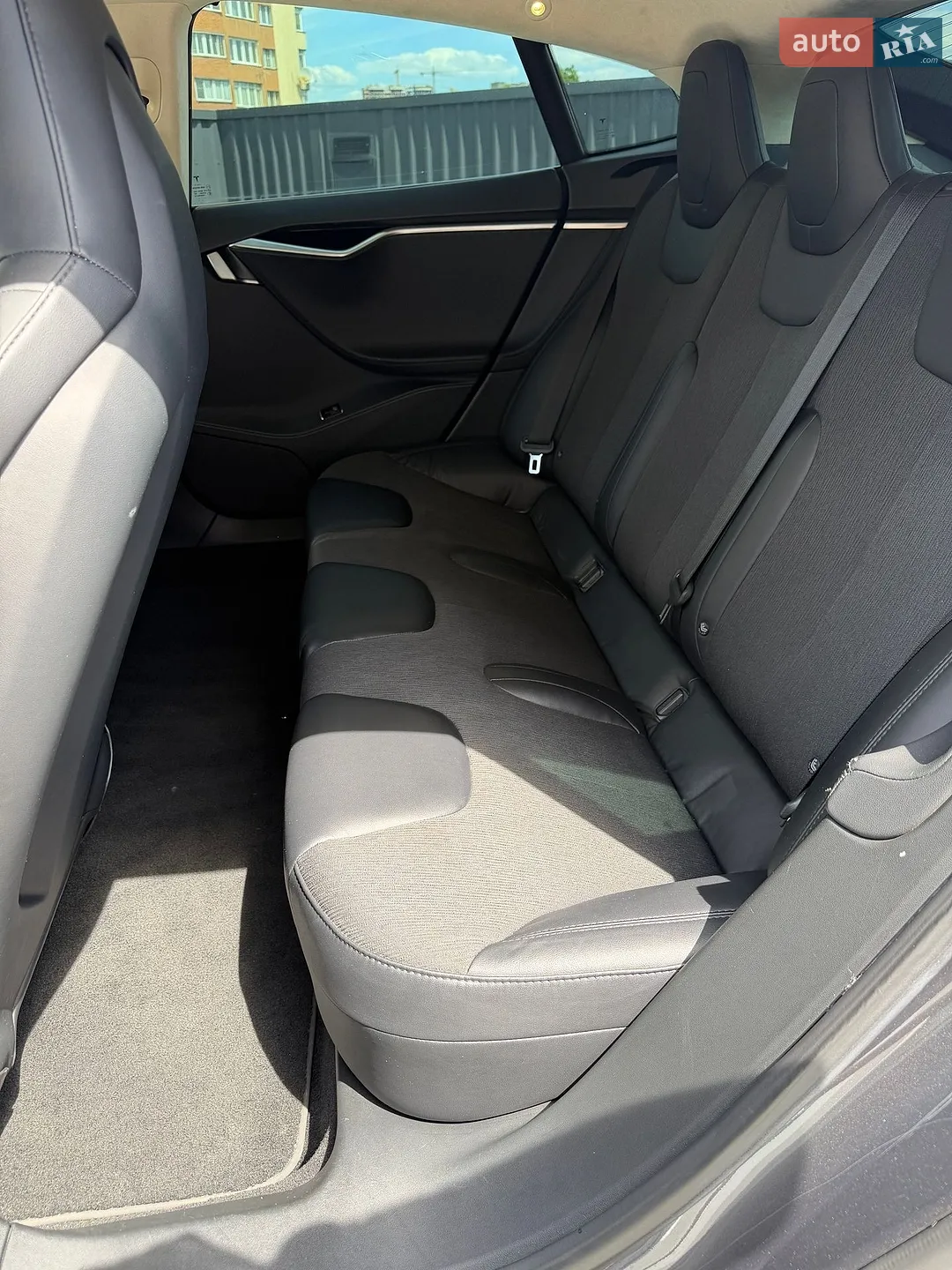 2015 Tesla Model S - мініатюра 42