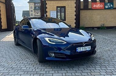 Лифтбек Tesla Model S 2016 в Черновцах