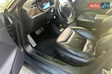 Ліфтбек Tesla Model S 2014 в Києві