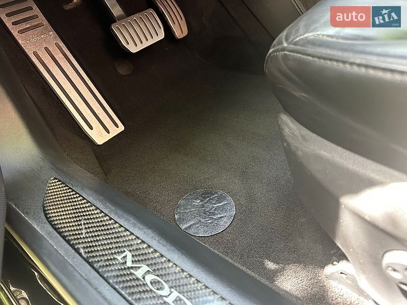 Ліфтбек Tesla Model S 2014 в Києві