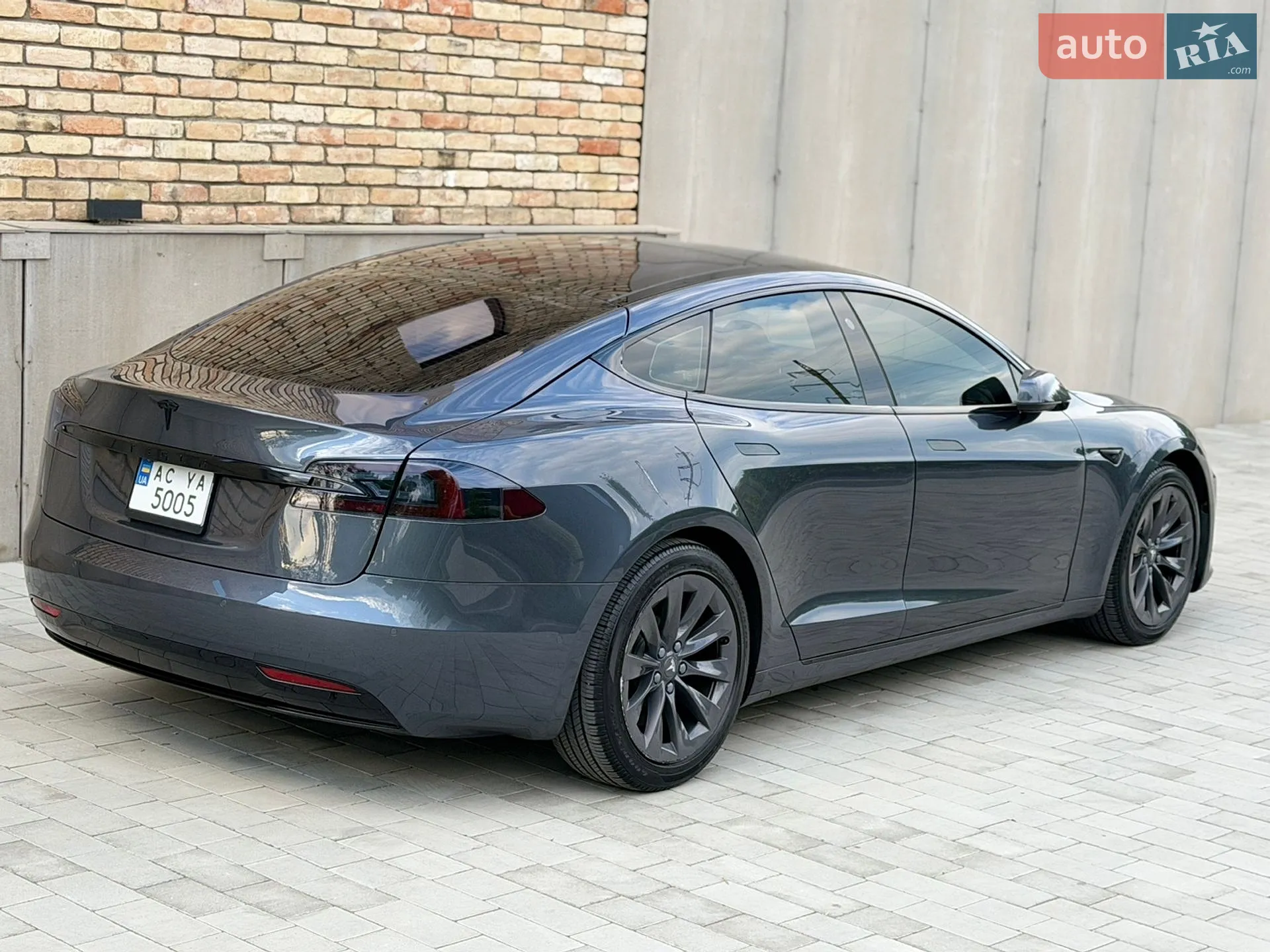 2017 Tesla Model S - мініатюра 9