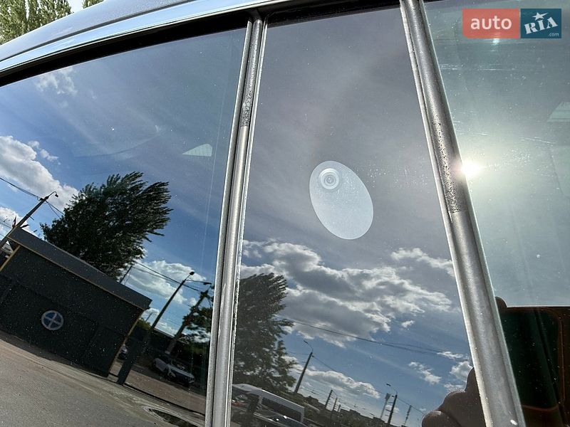 Лифтбек Tesla Model S 2016 в Киеве