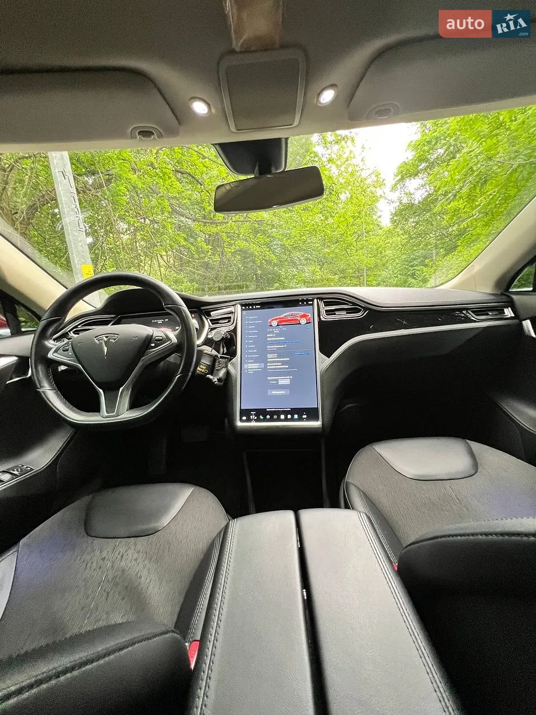 2014 Tesla Model S - мініатюра 8