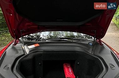 Ліфтбек Tesla Model S 2014 в Києві