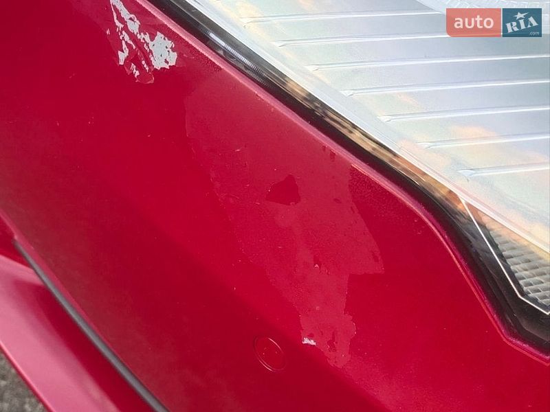 Лифтбек Tesla Model S 2015 в Киеве