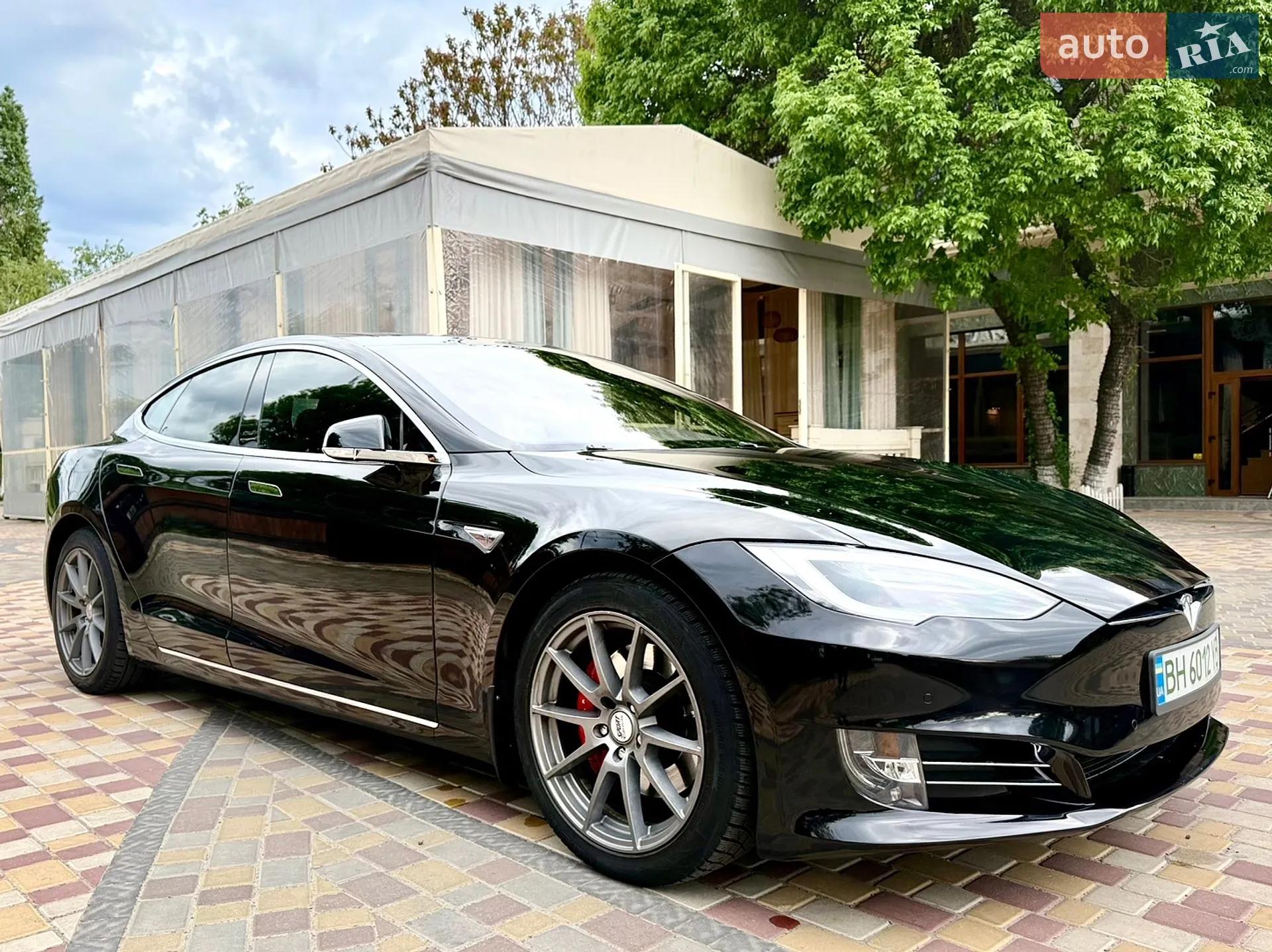 2016 Tesla Model S - мініатюра 14