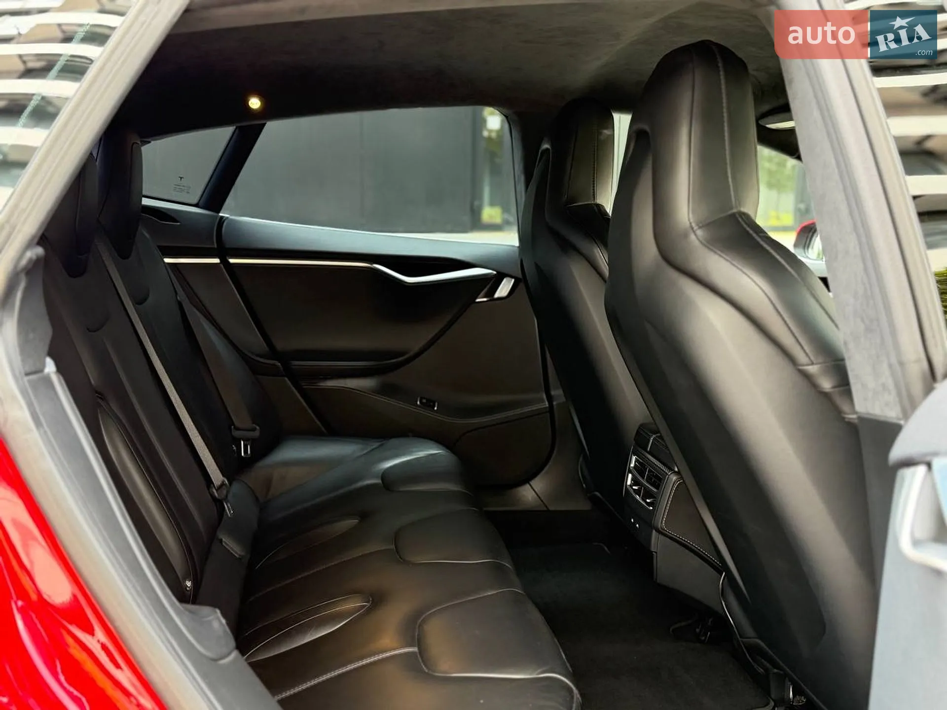 2015 Tesla Model S - мініатюра 14