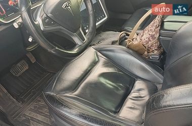 Лифтбек Tesla Model S 2015 в Кривом Роге