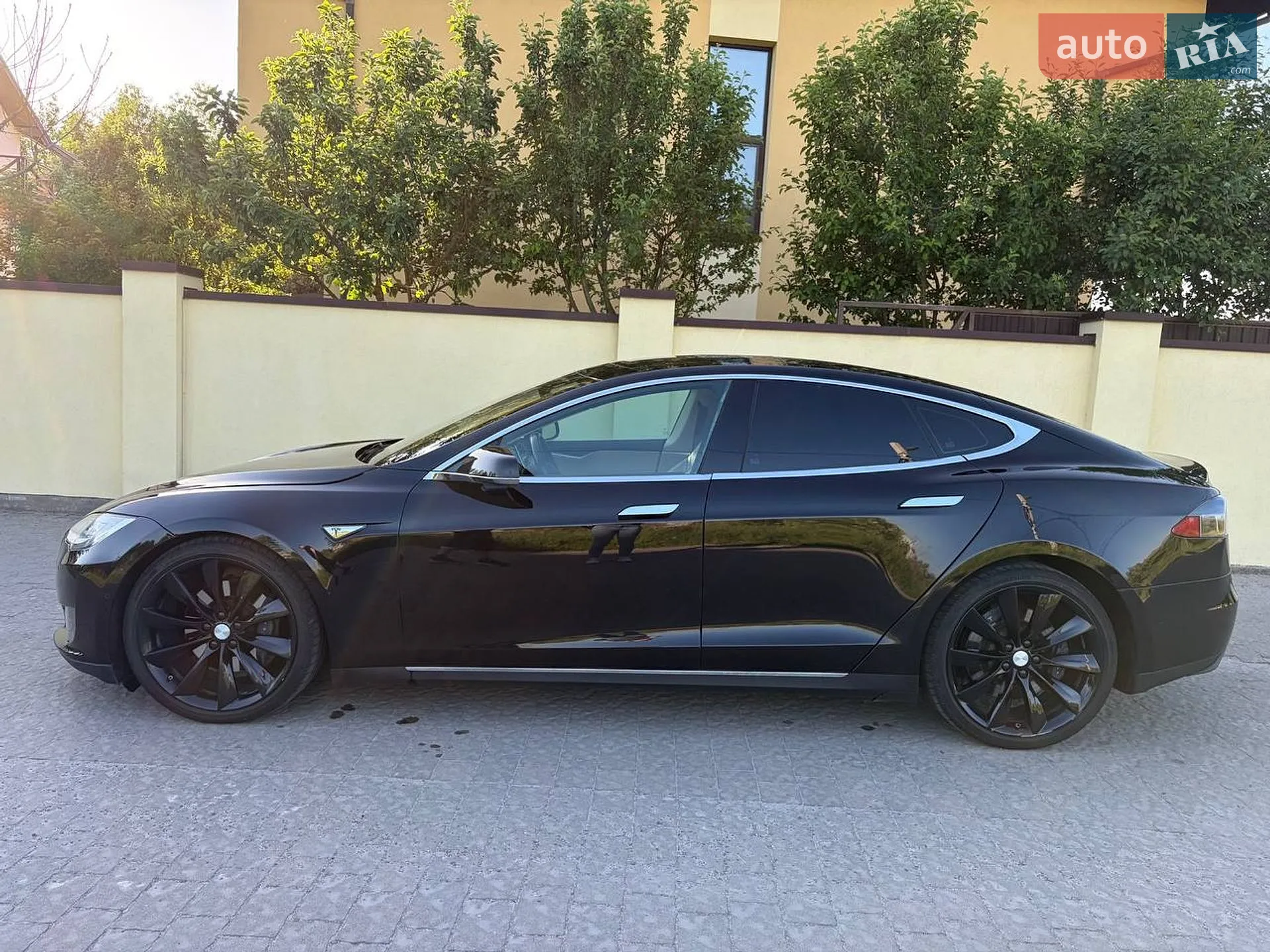 2015 Tesla Model S - мініатюра 4