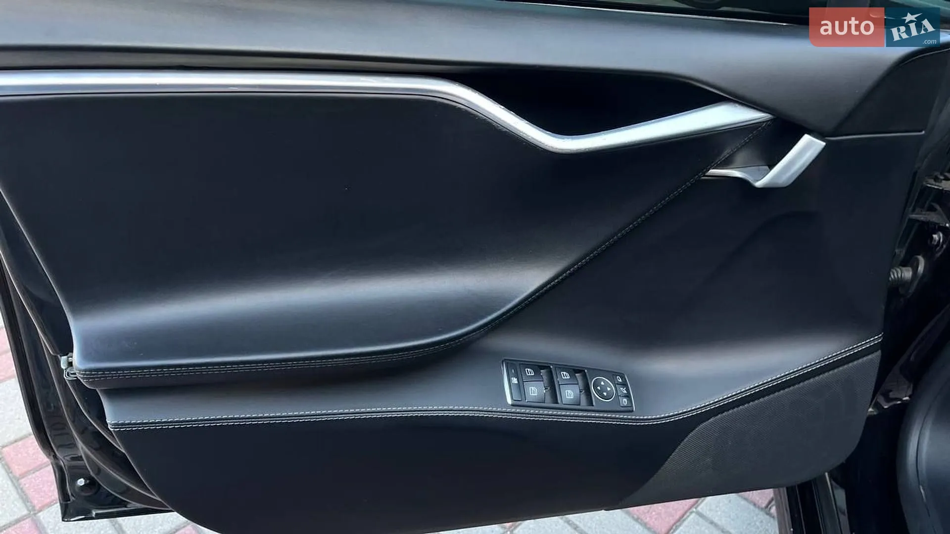 2016 Tesla Model S - мініатюра 17