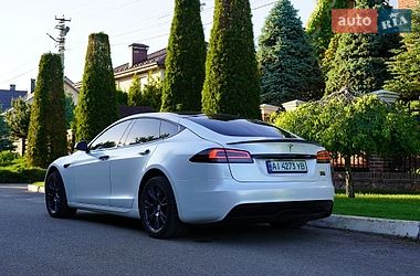 Лифтбек Tesla Model S 2022 в Киеве