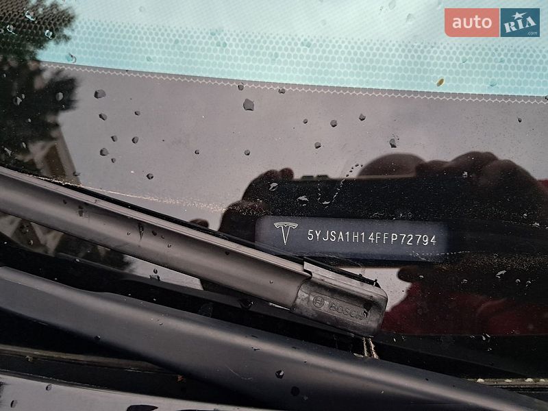 Ліфтбек Tesla Model S 2015 в Вінниці