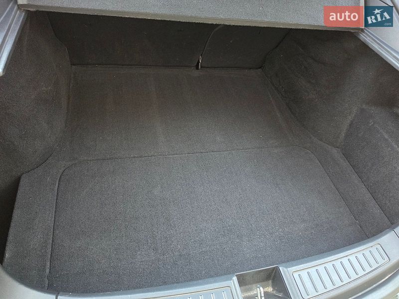 Лифтбек Tesla Model S 2013 в Одессе