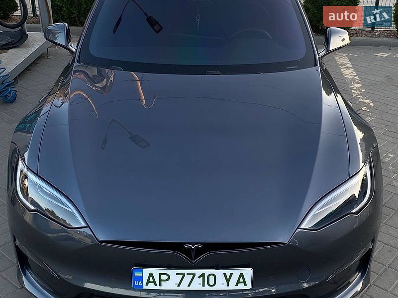 Лифтбек Tesla Model S 2022 в Запорожье