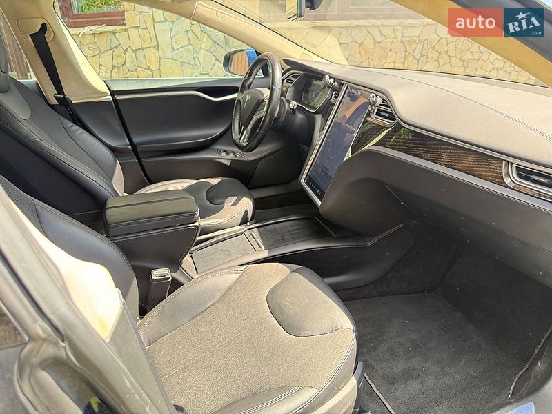 Лифтбек Tesla Model S 2016 в Ивано-Франковске фото 12 Лифтбек Tesla Model S 2016 в Ивано-Франковске