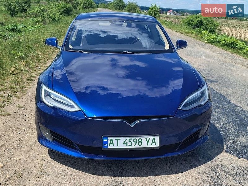 Лифтбек Tesla Model S 2016 в Ивано-Франковске фото 8 Лифтбек Tesla Model S 2016 в Ивано-Франковске