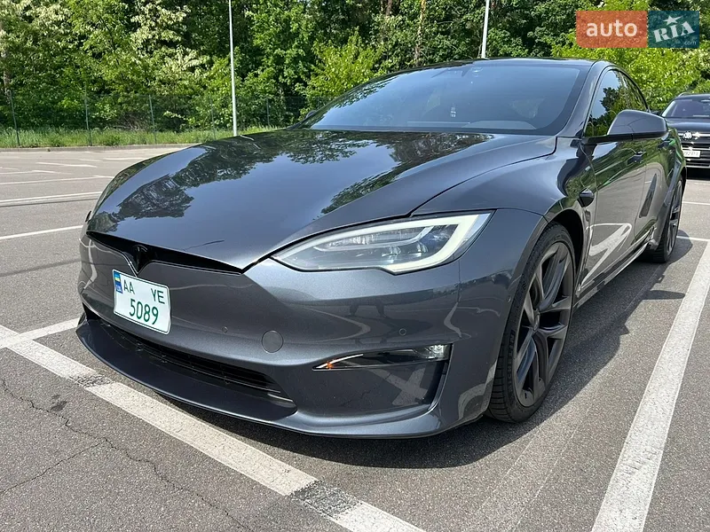 Tesla Model S